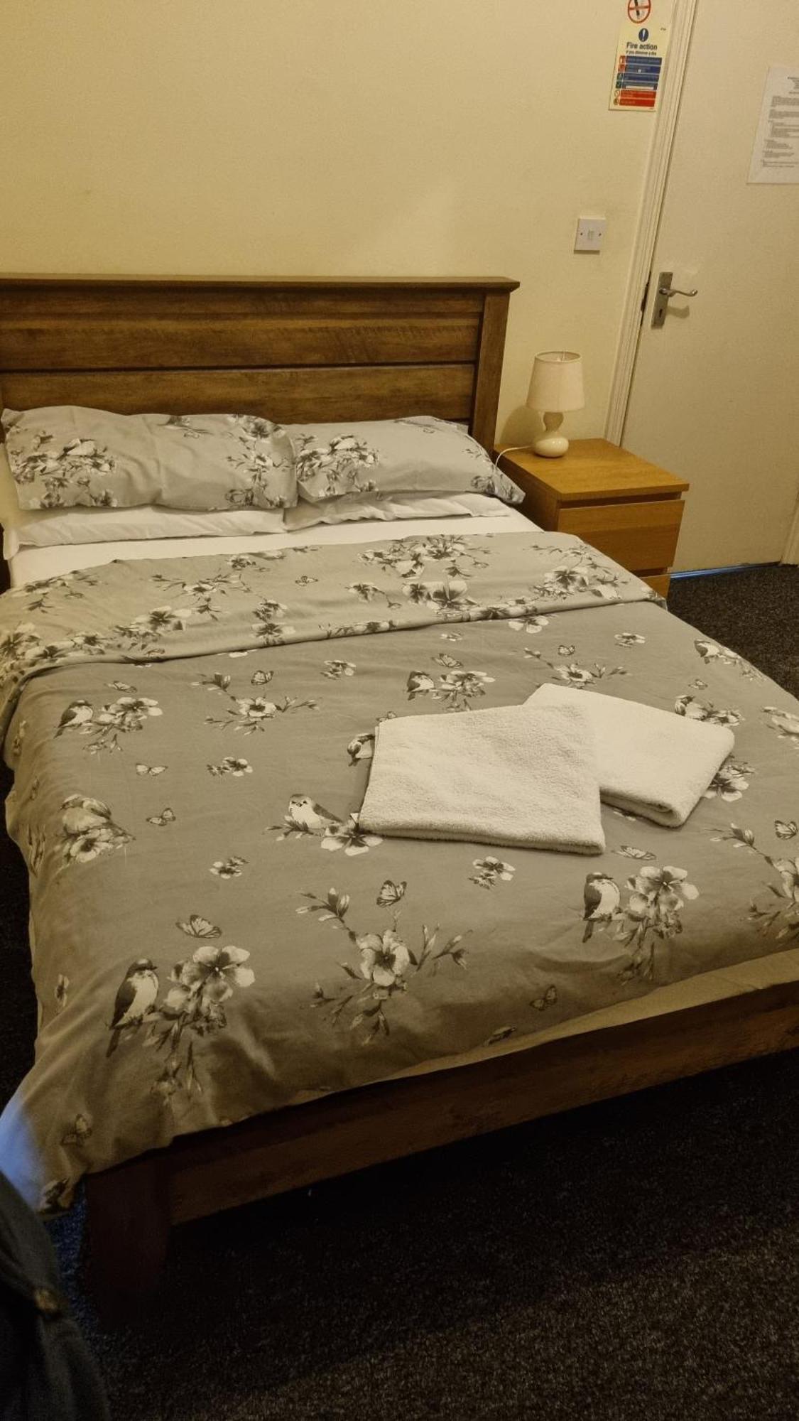 Shamrock Guest House Gravesend Eksteriør billede